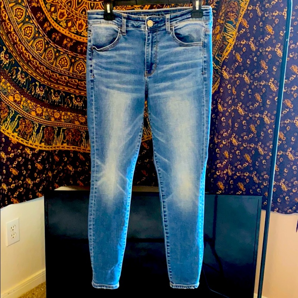 Size 8 American Eagle Skinny Jeans